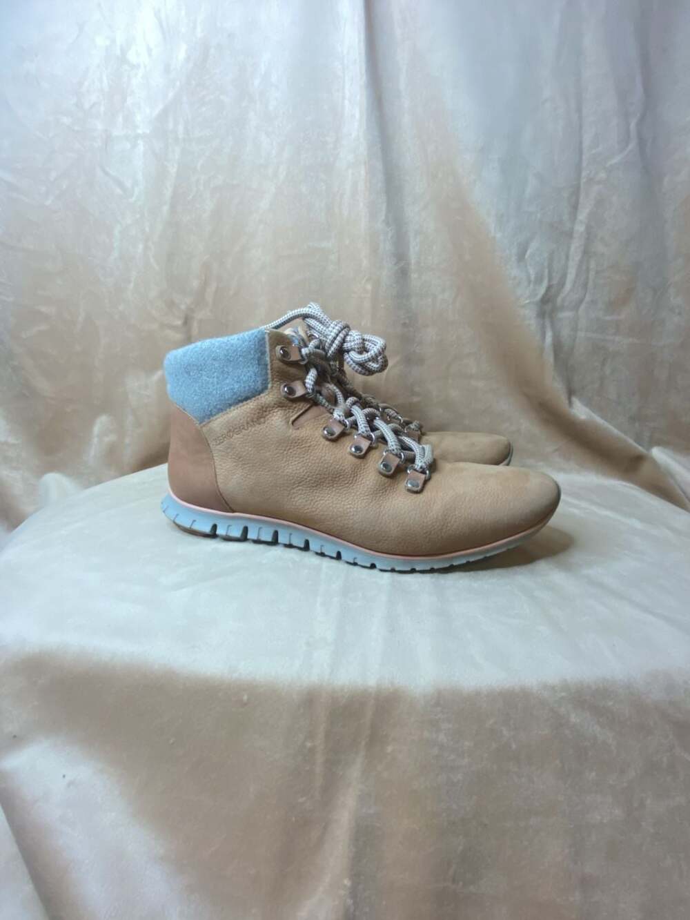 Cole Haan Zerogrand Hiker Waterproof Bootie in Tan and Light Blue: 8.5